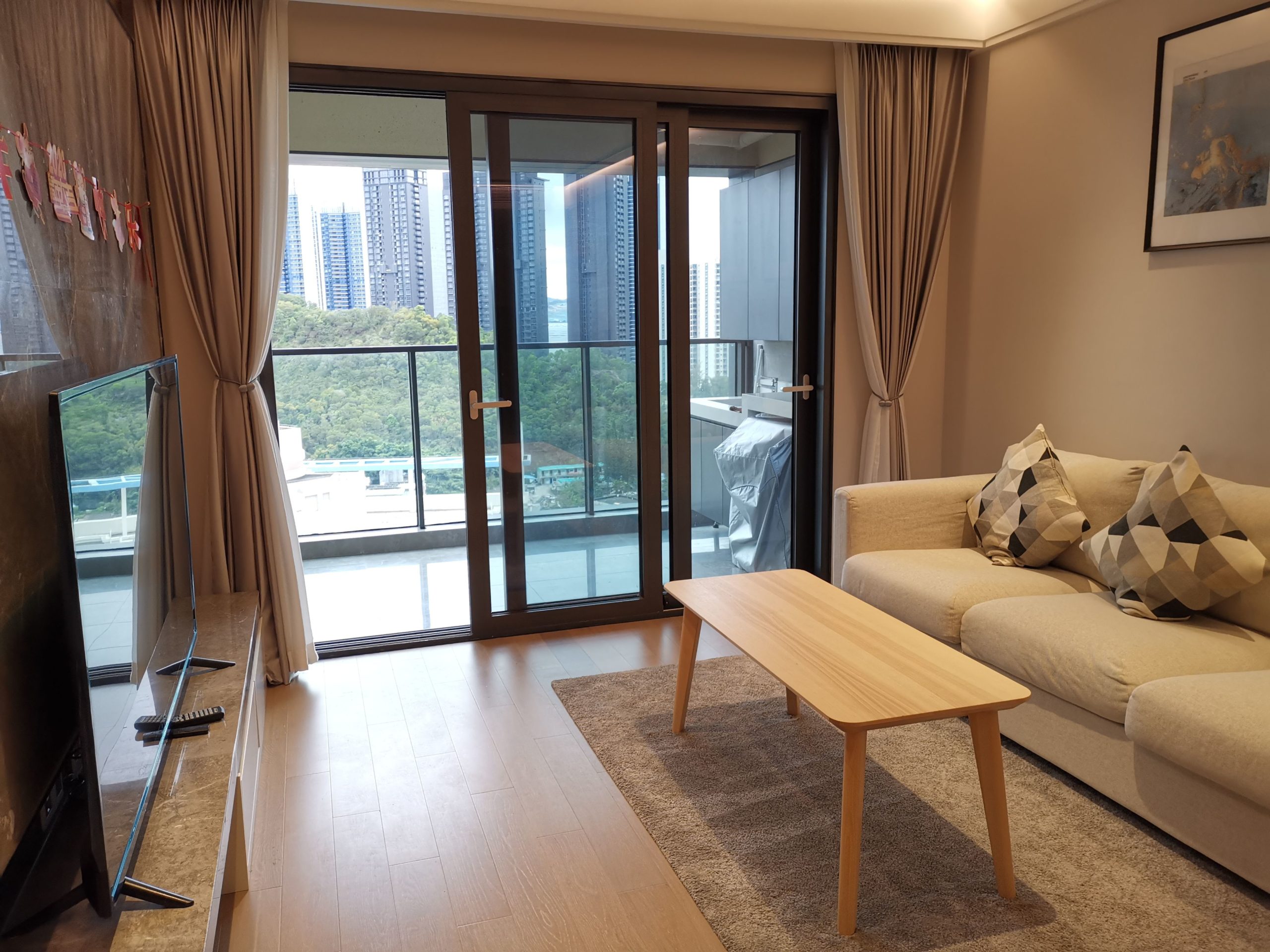 Featured image for “new apt with 3bedrooms in high floor with wonderful sea view , nearby Dongjiaotou metro station”