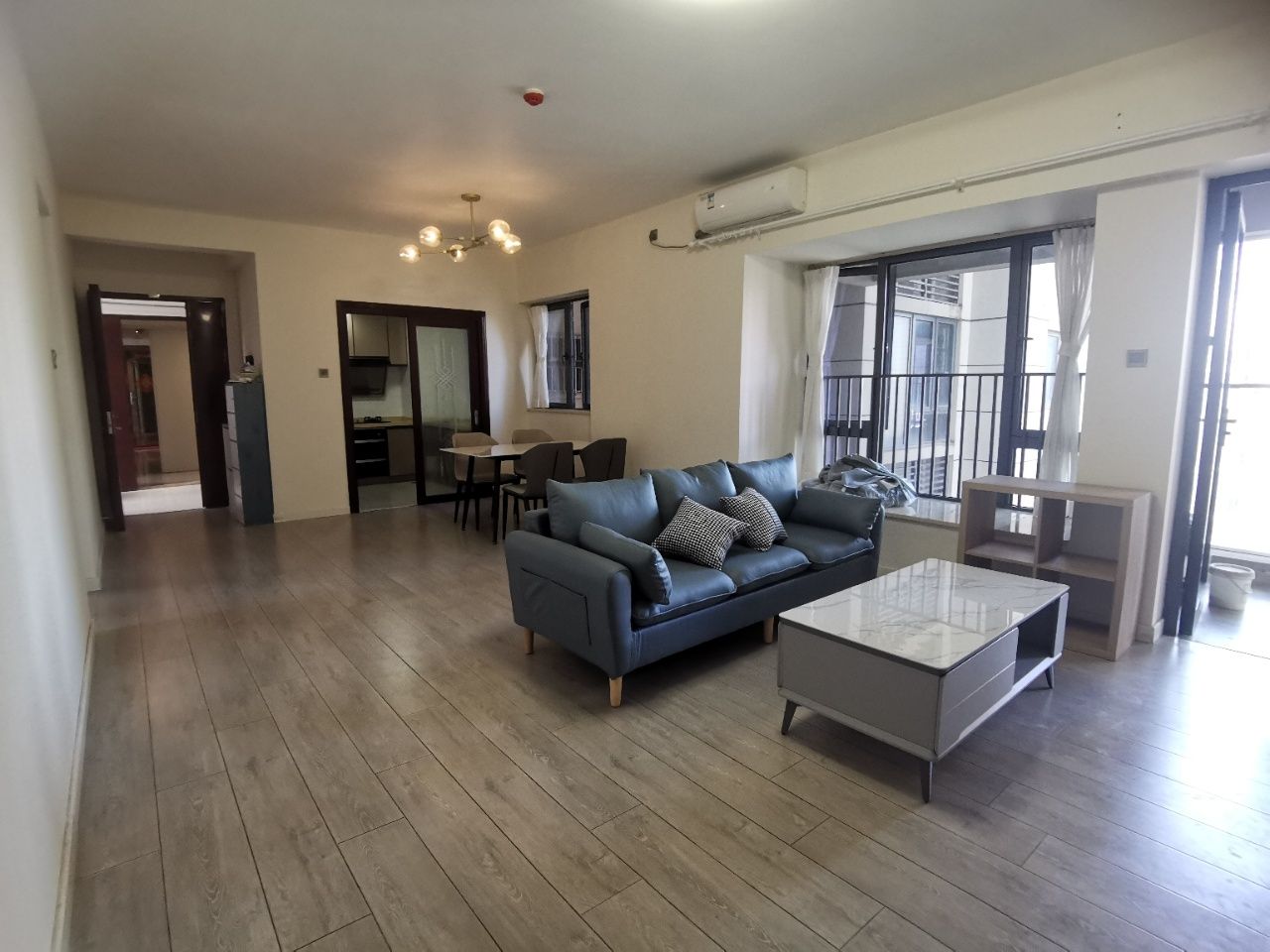 Featured image for “3bedrooms2 bathroom good quality apartment in shekou”