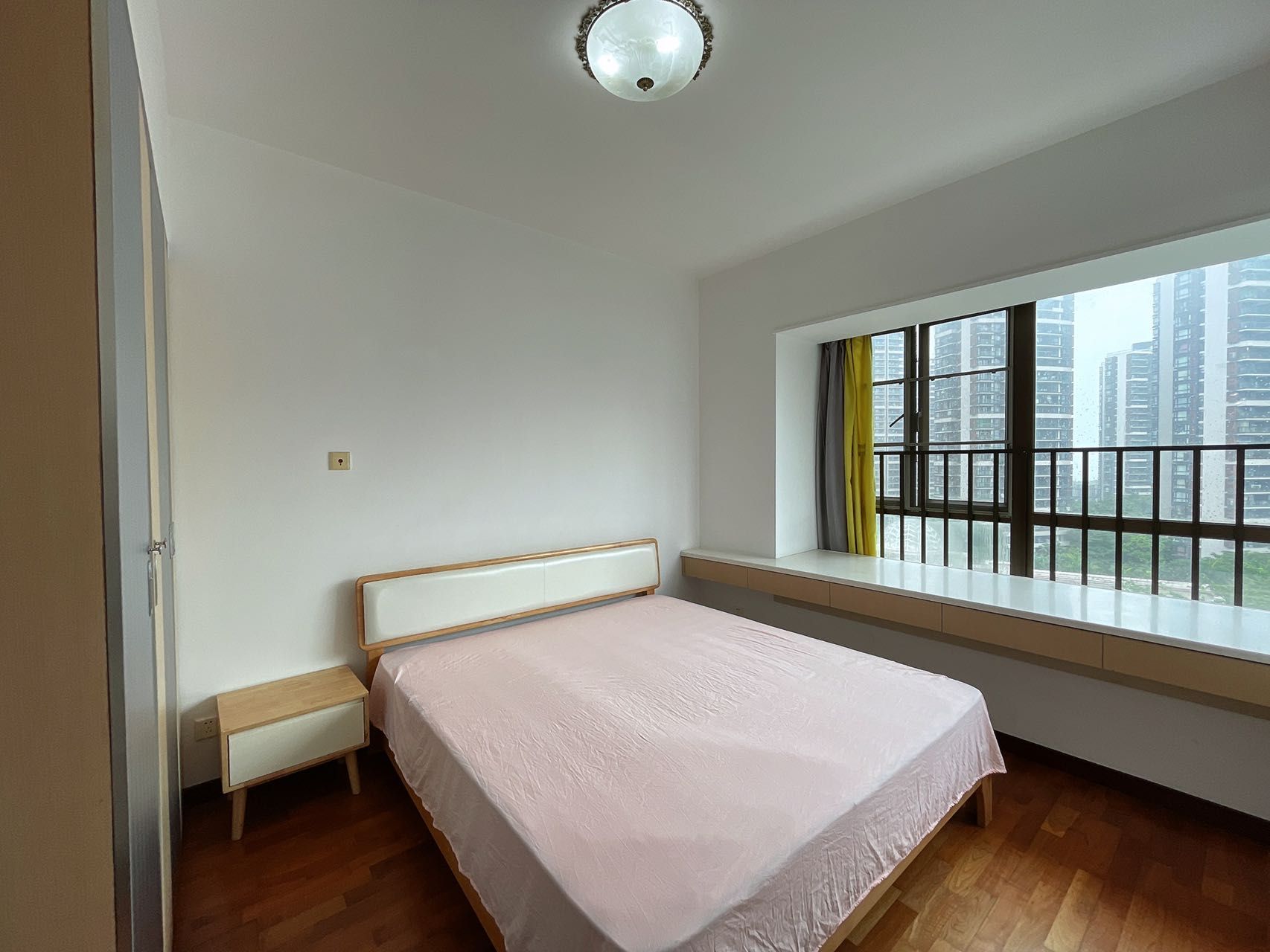 Featured image for “clean and quiet apt with 2bedrooms neighbored The Shenzhen Bay Park”