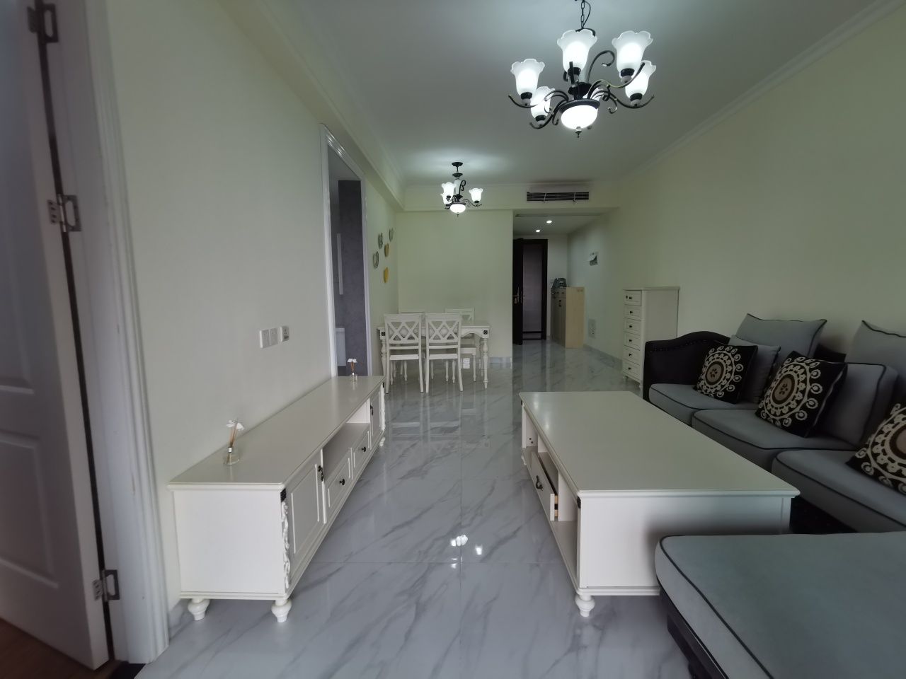 Featured image for “nice view and cheap price 3 bedrooms 2 bathrooms in shekou”