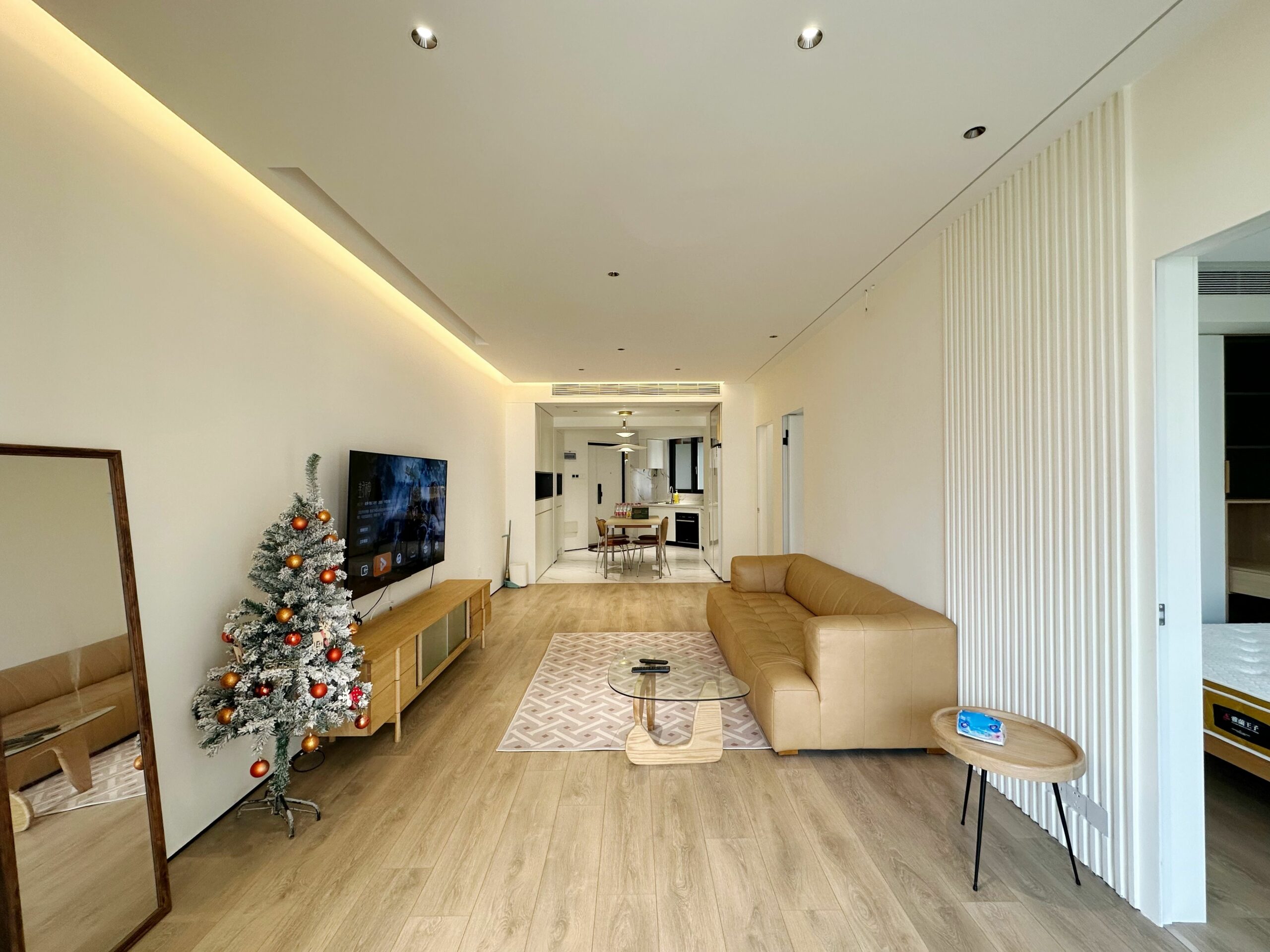 Featured image for “Loved by elite white-collar workers! Exquisite two-bedroom apartment in Taikoo Shing with fresh and clean imported furniture. Move in with your bags.”